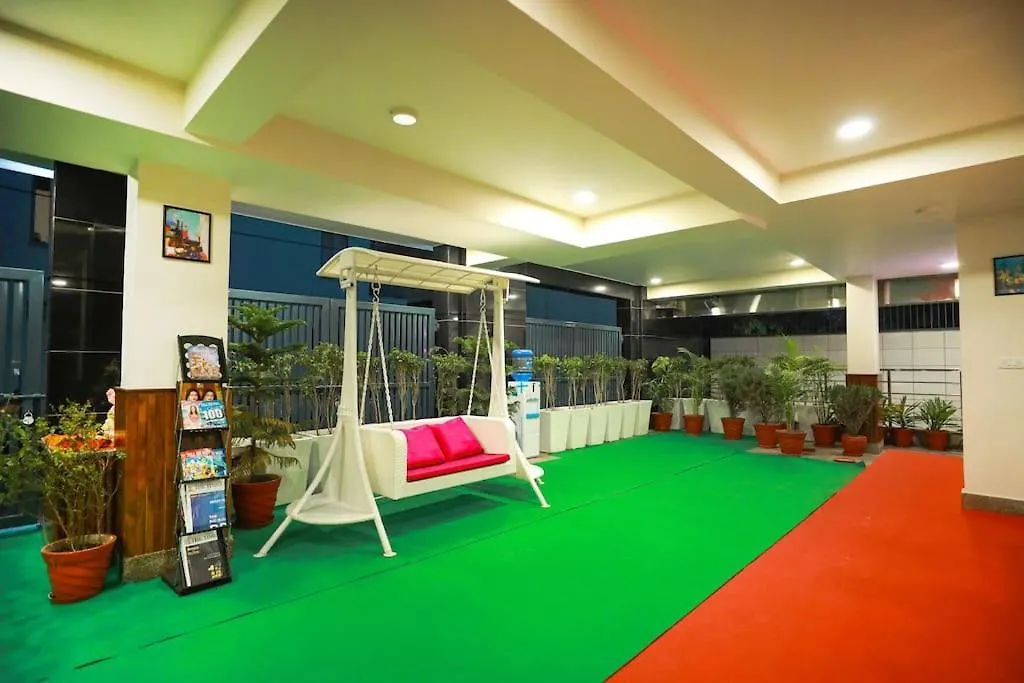 Hébergement de vacances Villa Child Friendly Retreat W Balcony & Tub King Bed à Gurgaon Inde